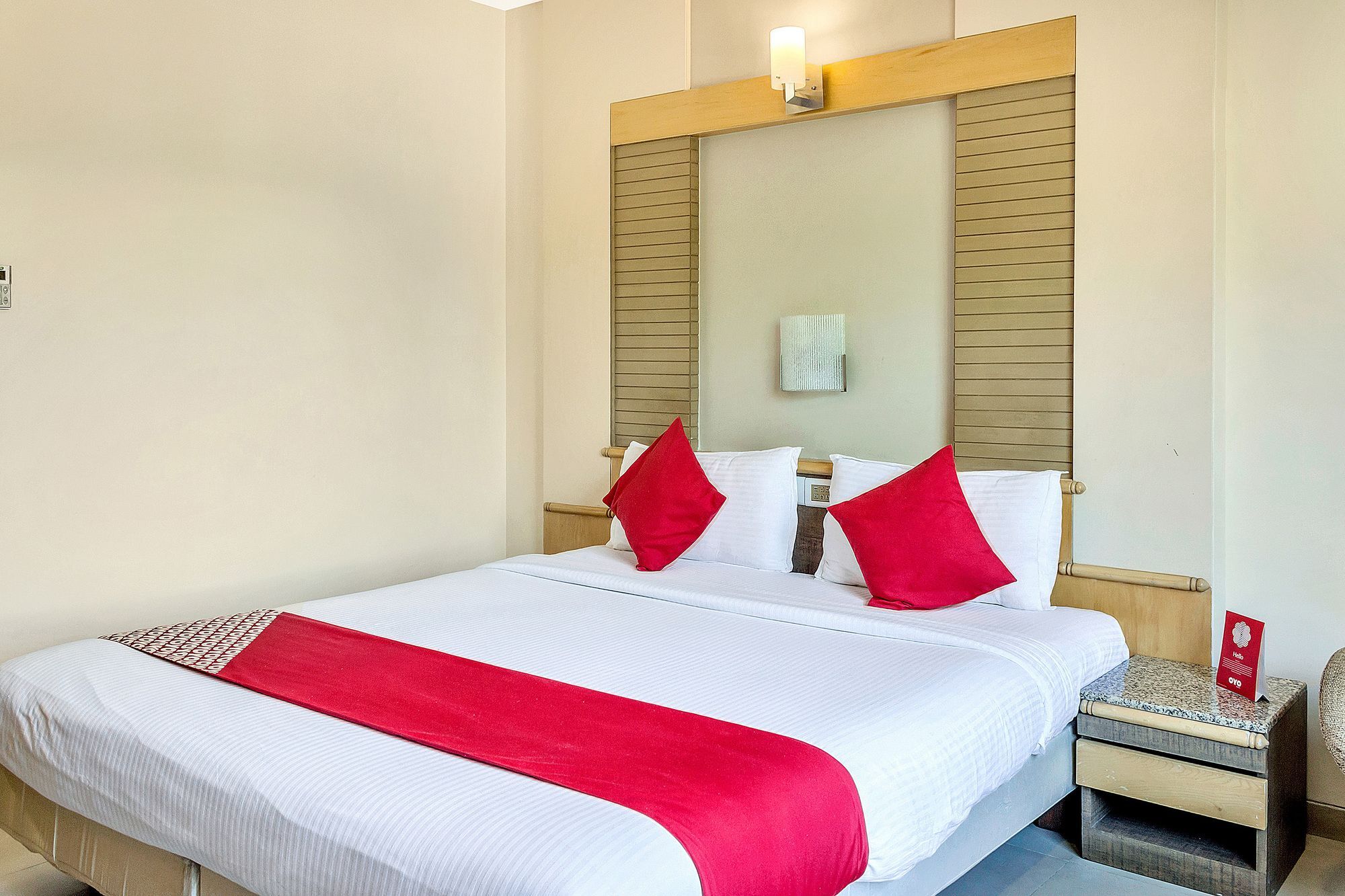 Oyo 11089 Hotel Deccan 8 Pune Extérieur photo
